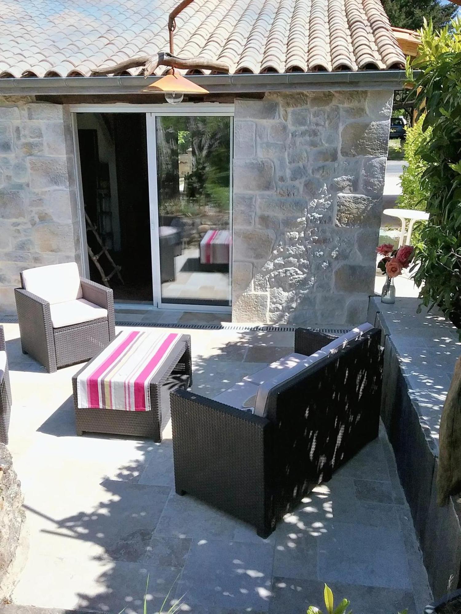 Villa Charmante A Bosset Avec Piscine Partagee Экстерьер фото