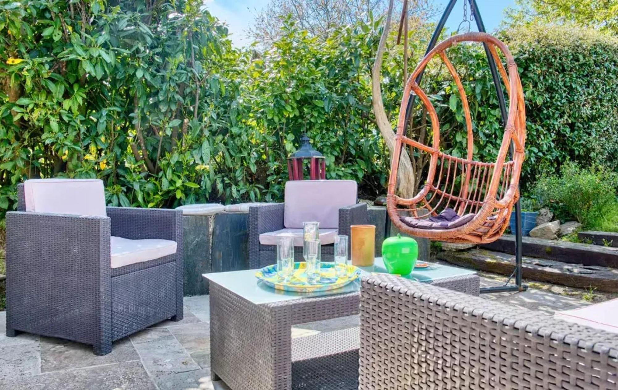 Villa Charmante A Bosset Avec Piscine Partagee Экстерьер фото